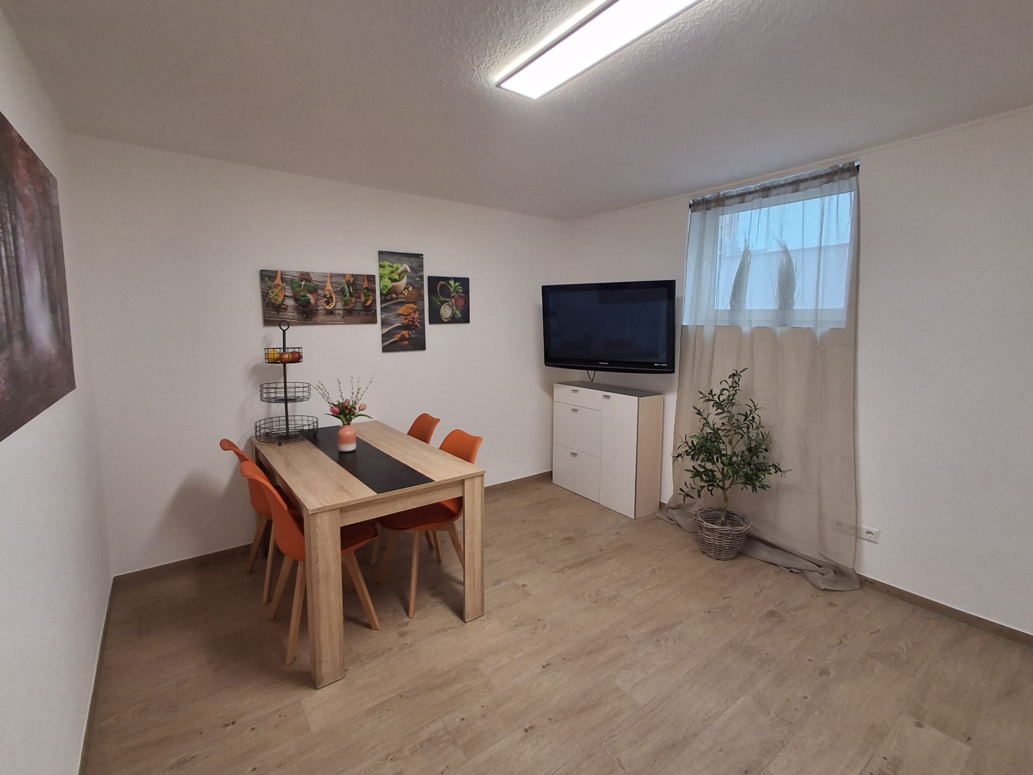 Image hover effect image